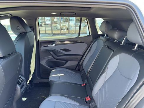 New 2026 Volkswagen Tiguan SE R-Line FWD image 13