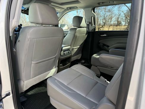 Used 2019 Chevrolet Suburban LT w/ Max Trailering Package image 15