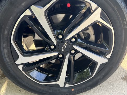 Used 2022 Chevrolet TrailBlazer RS w/ Sun and Liftgate Package FWD image 12