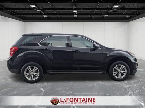 Used 2017 Chevrolet Equinox LS FWD image 6