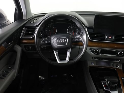 Used 2023 Audi Q5 2.0T Premium w/ Convenience Package AWD/4WD image 37
