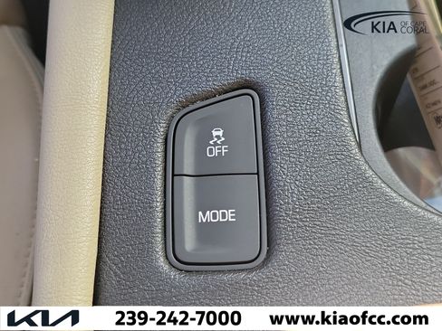 Used 2019 Cadillac XT5 Premium Luxury FWD image 29