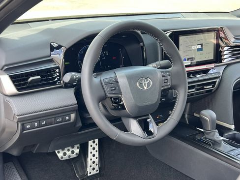 New 2026 Toyota Camry SE image 12