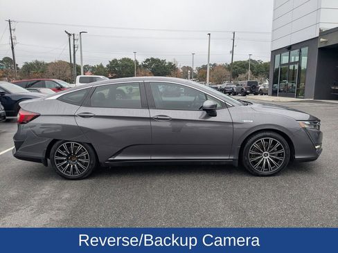 Used 2018 Honda Clarity Touring image 3