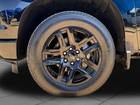 Used 2024 Chevrolet Silverado 1500 Custom RWD image 11