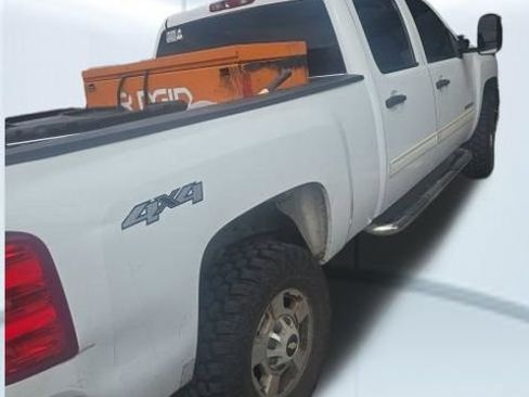 Used 2012 Chevrolet Silverado 2500 LT AWD/4WD image 4