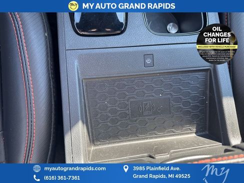 Used 2025 Nissan Frontier PRO-4X w/ Pro Premium Package AWD/4WD image 12