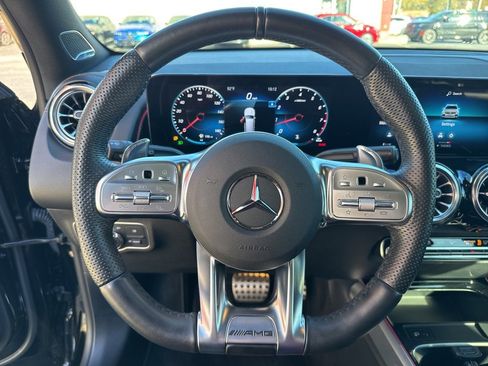 Used 2023 Mercedes-Benz GLB 35 AMG 4MATIC image 31