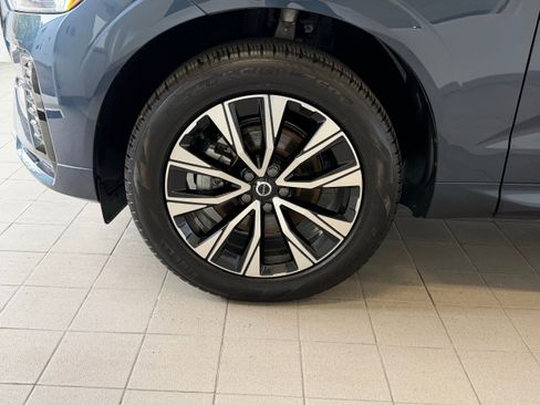 Certified 2025 Volvo XC60 B5 Core w/ Climate Package AWD/4WD image 10