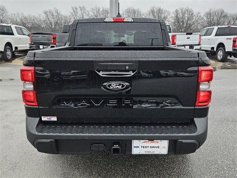 New 2025 Ford Maverick XLT w/ Black Appearance Package image 9