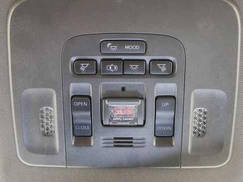 Used 2019 Toyota Avalon Limited w/ Protection Package FWD image 24