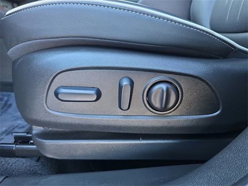 Certified 2024 Buick Encore GX Avenir w/ Avenir Technology Package image 18