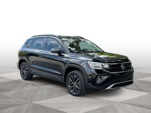 Certified 2024 Volkswagen Taos S FWD image 2