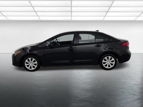 Used 2024 Toyota Corolla LE FWD image 5