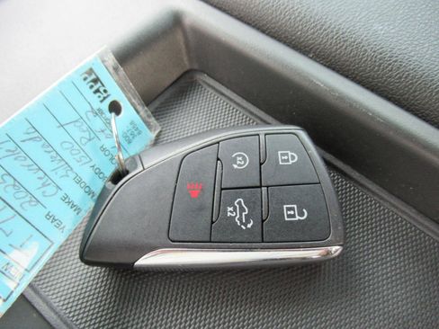 Used 2025 Chevrolet Silverado 1500 LT image 29