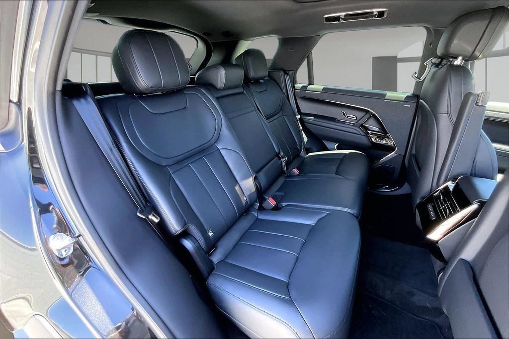 New 2026 Land Rover Range Rover Sport Dynamic SE AWD/4WD image 10