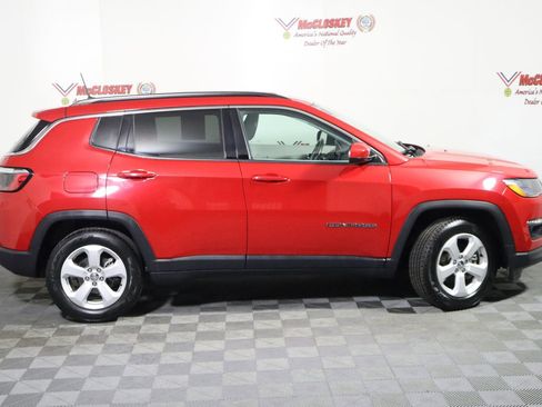 Used 2021 Jeep Compass Latitude w/ Driver Assistance Group image 5