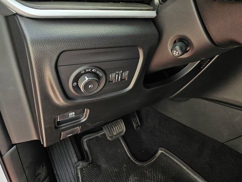 New 2026 Jeep Grand Cherokee L Limited AWD/4WD image 15