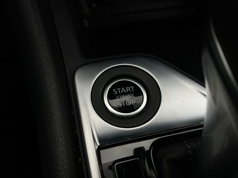 Used 2025 Nissan Sentra SV image 23