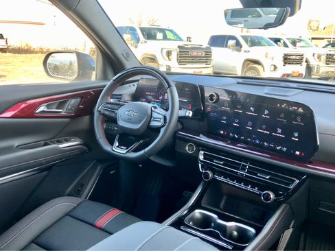 New 2026 Chevrolet Traverse RS w/ LPO, Floor Liner Package image 39