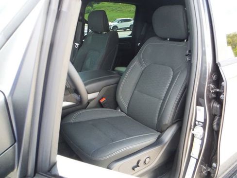 Certified 2026 RAM 1500 Big Horn AWD/4WD image 28