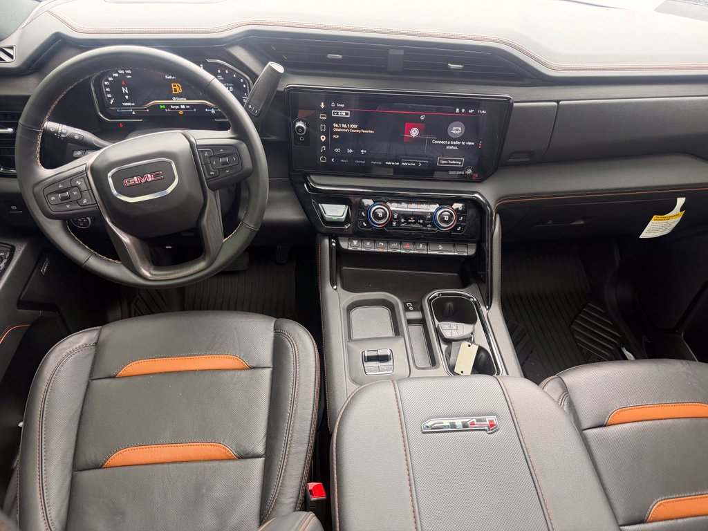 Used 2025 GMC Sierra 2500 AT4 w/ AT4 Premium Plus Package AWD/4WD image 21