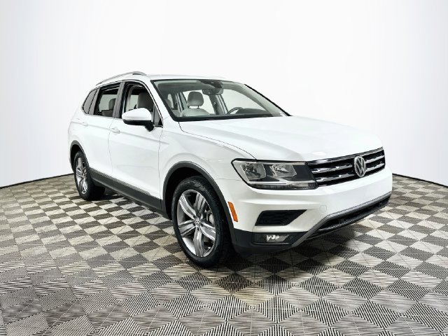 Used 2021 Volkswagen Tiguan SEL FWD image 1