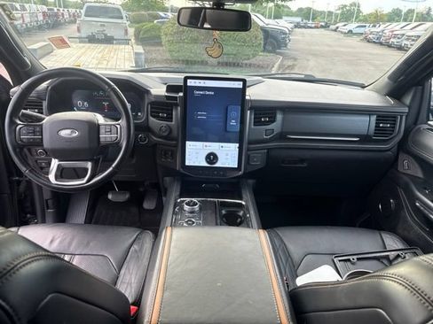 Used 2023 Ford Expedition Platinum AWD/4WD image 30