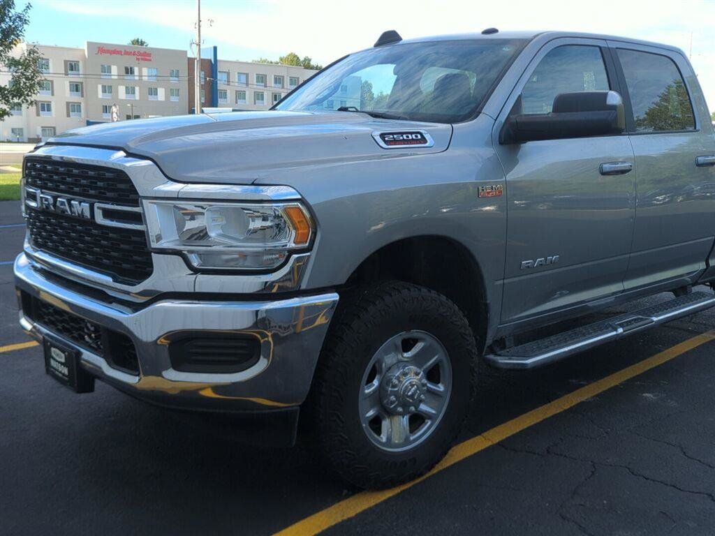 Used 2022 RAM 2500 Big Horn AWD/4WD image 1