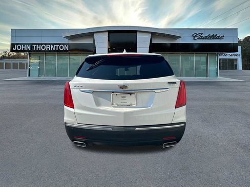 Used 2018 Cadillac XT5 Premium Luxury FWD image 6