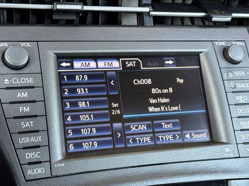 Used 2014 Toyota Prius Prime Advanced FWD image 18
