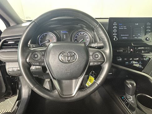Used 2024 Toyota Camry SE FWD image 14