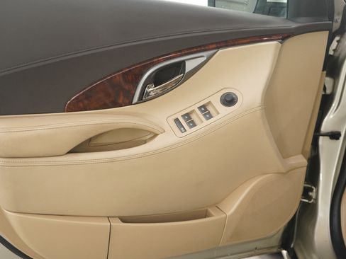 Used 2013 Buick LaCrosse Leather image 17