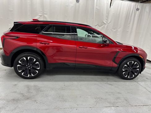 Used 2024 Chevrolet Blazer EV RS image 6