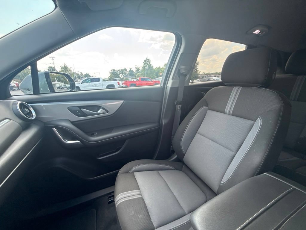 Used 2024 Chevrolet Blazer LT w/ Convenience Package FWD image 27