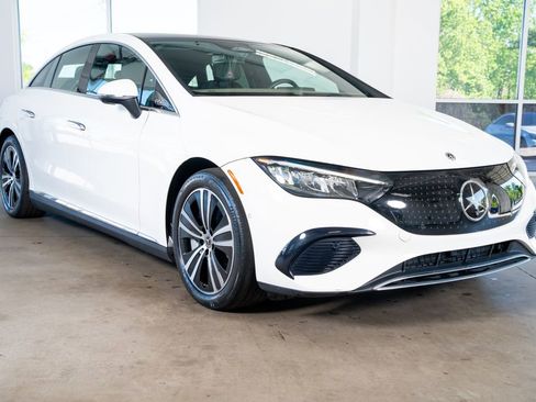 Used 2023 Mercedes-Benz EQE 350+ 4MATIC Sedan image 4