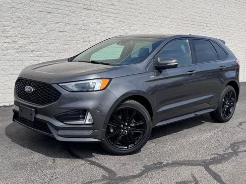 Certified 2020 Ford Edge ST-Line w/ Cold Weather Package AWD/4WD image 2