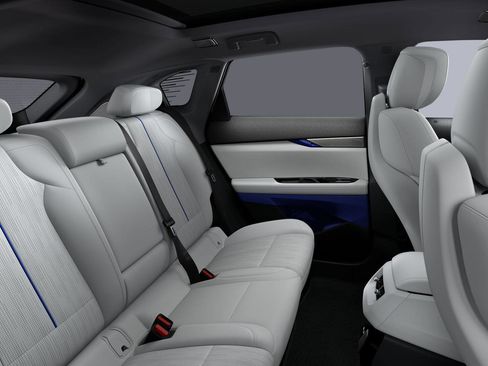 New 2026 Cadillac Optiq Luxury 2 image 34