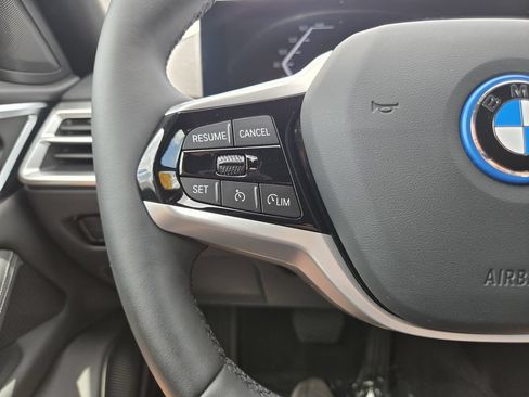 Used 2025 BMW i4 xDrive40i AWD/4WD image 28
