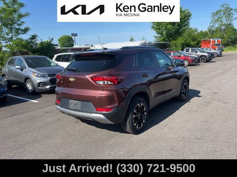 Used 2022 Chevrolet TrailBlazer LT FWD image 5