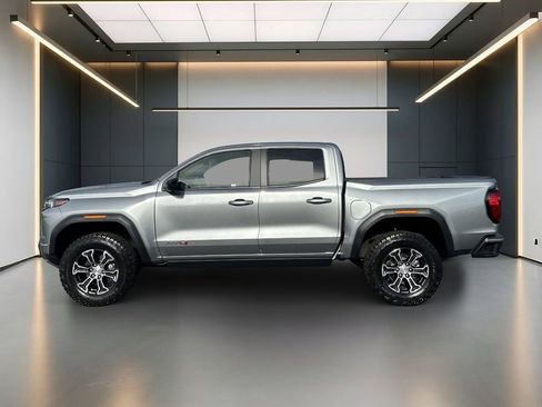 Used 2024 GMC Canyon AT4 w/ AT4 Premium Package AWD/4WD image 2