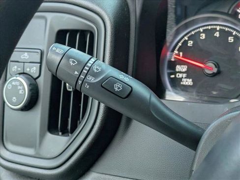 Used 2022 Chevrolet Silverado 1500 Custom image 12