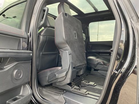 Used 2024 Ford Expedition Max Limited AWD/4WD image 37