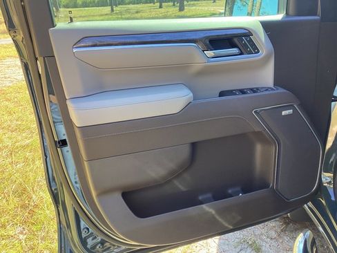 New 2026 Chevrolet Silverado 1500 LTZ w/ Technology Package image 15