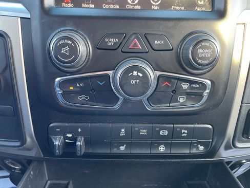 Used 2014 RAM 2500 Big Horn image 39