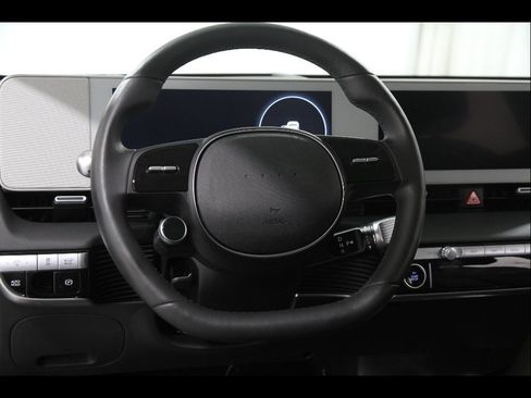 Certified 2024 Hyundai Ioniq 5 Limited RWD image 8