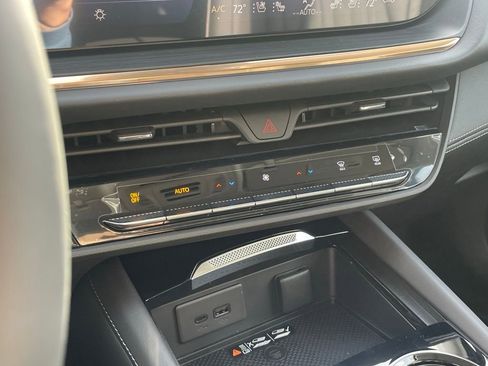 New 2026 Buick Envision Avenir image 18