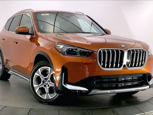 New 2025 BMW X1 xDrive28i w/ Technology Package image 1