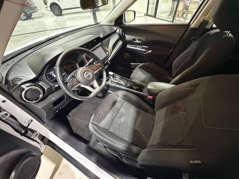 Used 2022 Nissan Kicks SV FWD image 20