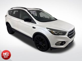 Used 2017 Ford Escape SE w/ Equipment Group 201A FWD 360° Tour